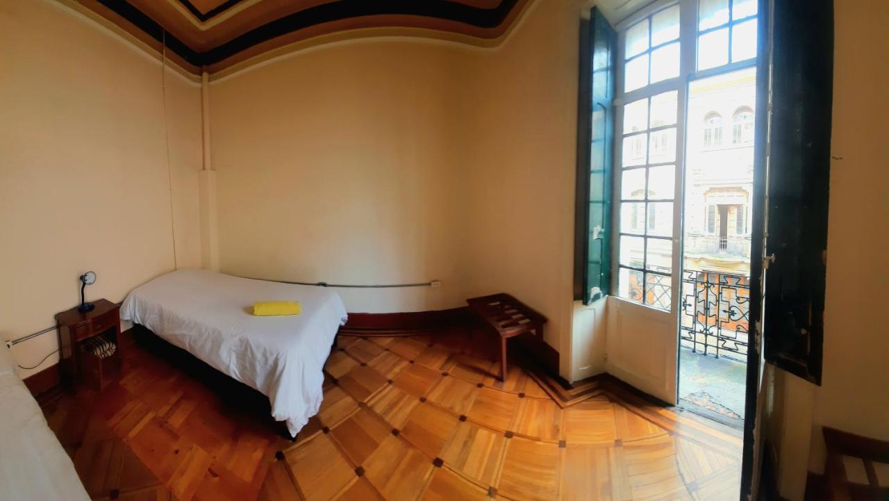 Hostal R10 Bogota Exterior photo