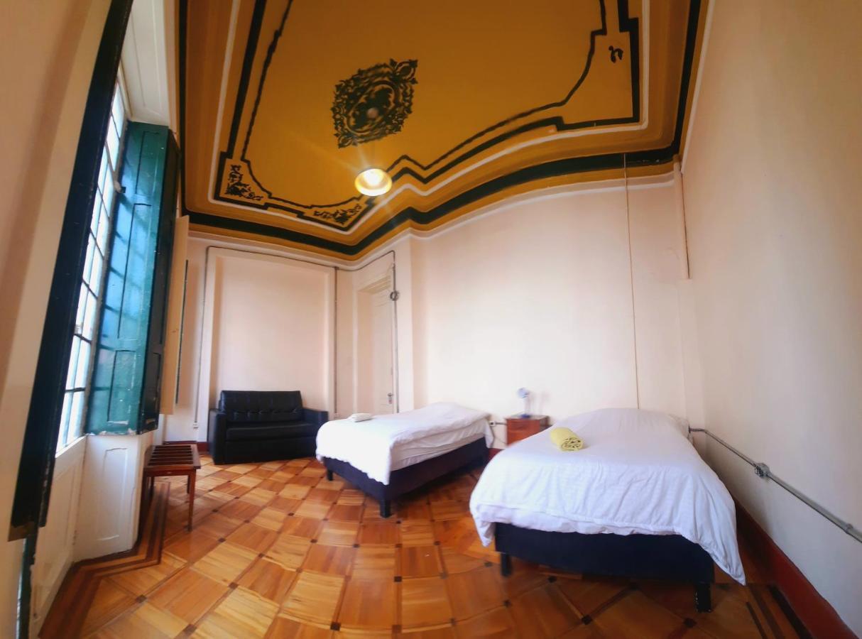 Hostal R10 Bogota Exterior photo